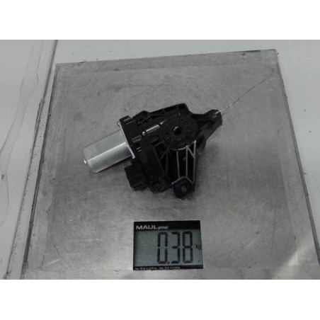 Moteur leve vitre arriere droit MERCEDES CLASSE B 246 Photo n°1