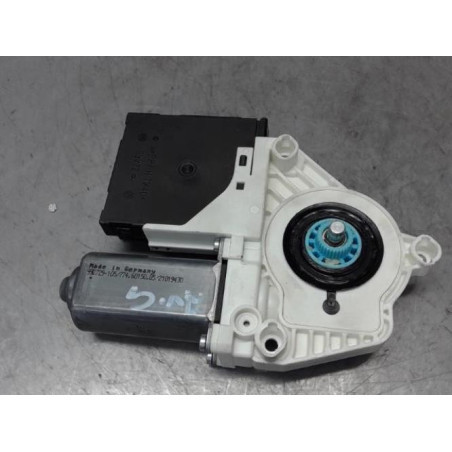 Moteur leve vitre avant gauche VOLKSWAGEN GOLF PLUS
