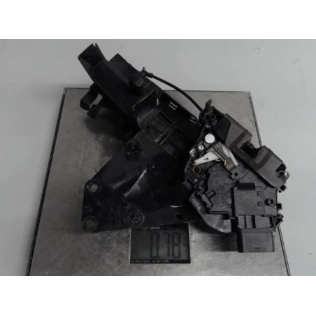 Serrure avant droit FORD FOCUS 2