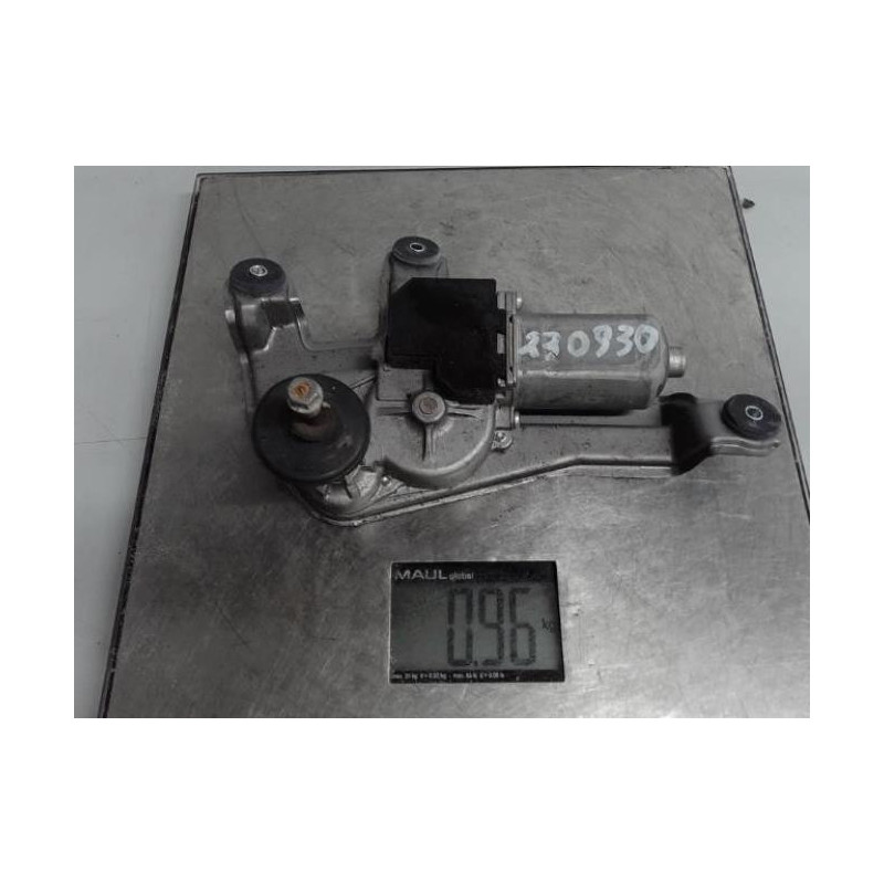 Moteur essuie glace arriere TOYOTA COROLLA VERSO 2