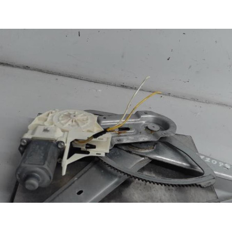 Moteur leve vitre avant gauche FORD FOCUS 2