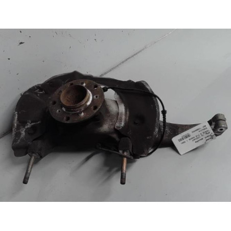 Moyeu avant gauche BMW SERIE 5 F10