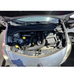 Vitre avant gauche RENAULT CLIO 3 Photo n°5