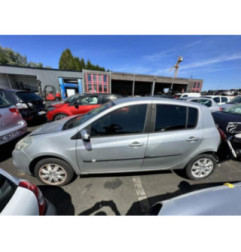 Vitre avant gauche RENAULT CLIO 3 Photo n°7