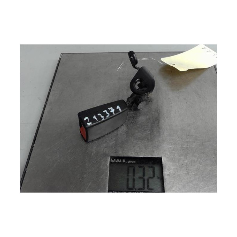 Attache ceinture avant droit VOLKSWAGEN GOLF 7