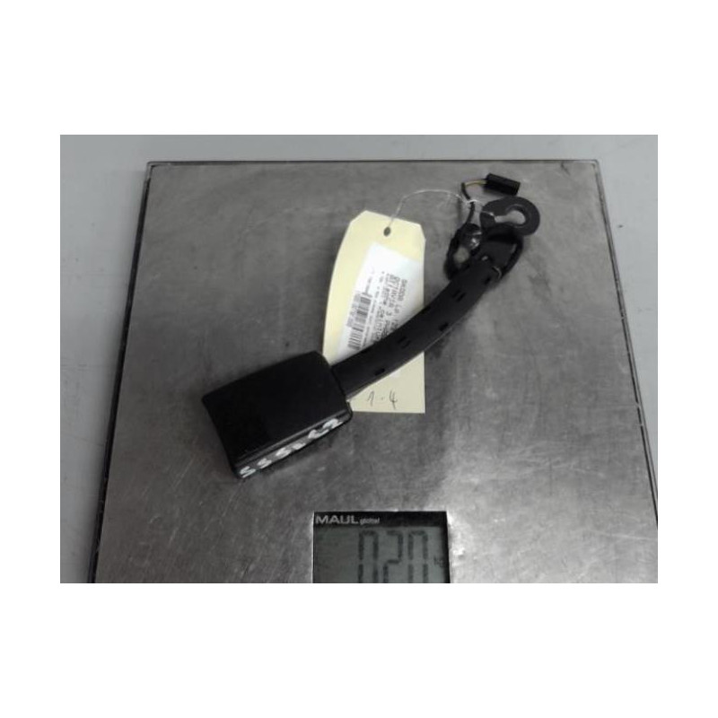 Attache ceinture avant droit SKODA OCTAVIA 3