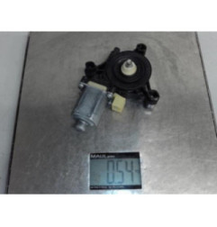 Moteur leve vitre avant droit SKODA OCTAVIA 3 Photo n°1