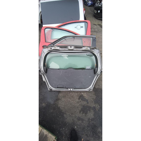 Malle/Hayon arriere SUZUKI SWIFT 3