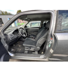 Malle/Hayon arriere SUZUKI SWIFT 3 Photo n°8