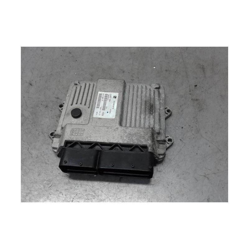 Calculateur moteur SUZUKI SWIFT 3