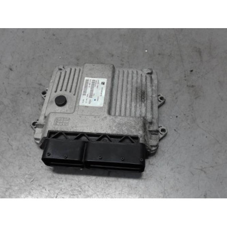 Calculateur moteur SUZUKI SWIFT 3 Photo n°1