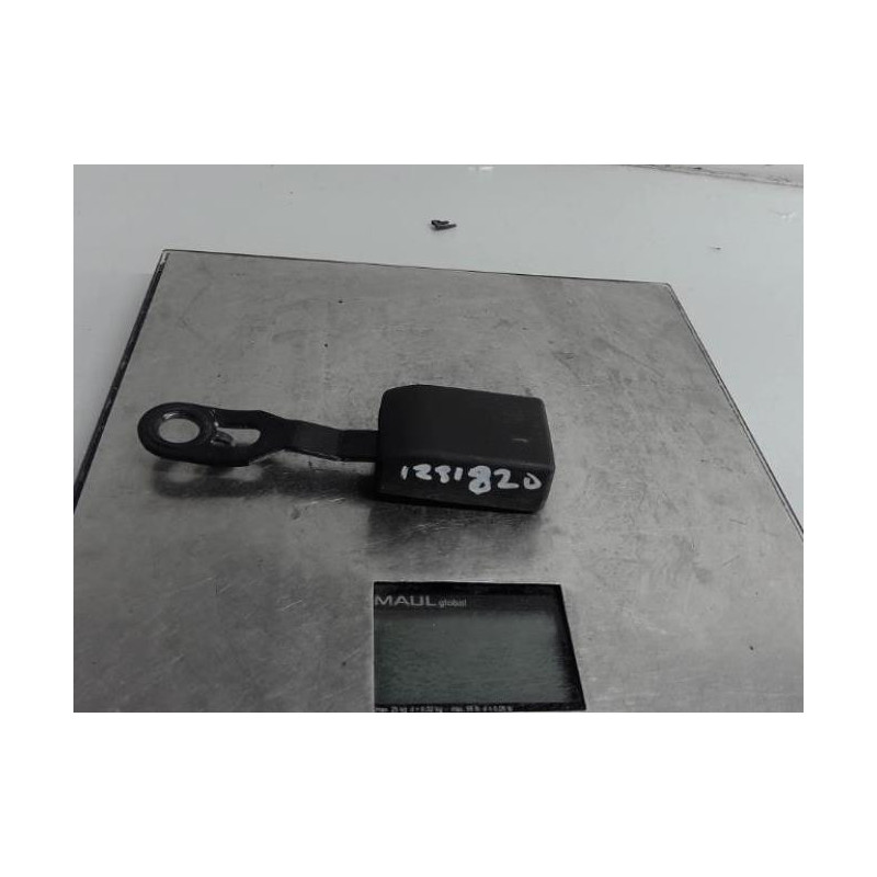 Attache ceinture avant droit PEUGEOT PARTNER 2