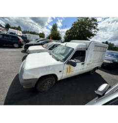 Optique avant secondaire droit (feux)(clignotant) RENAULT EXPRESS Photo n°14