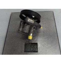 Pompe de direction RENAULT LAGUNA 2 Photo n°3