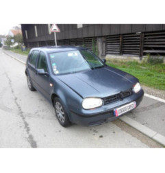 Vitre avant droit VOLKSWAGEN GOLF 4 Photo n°1