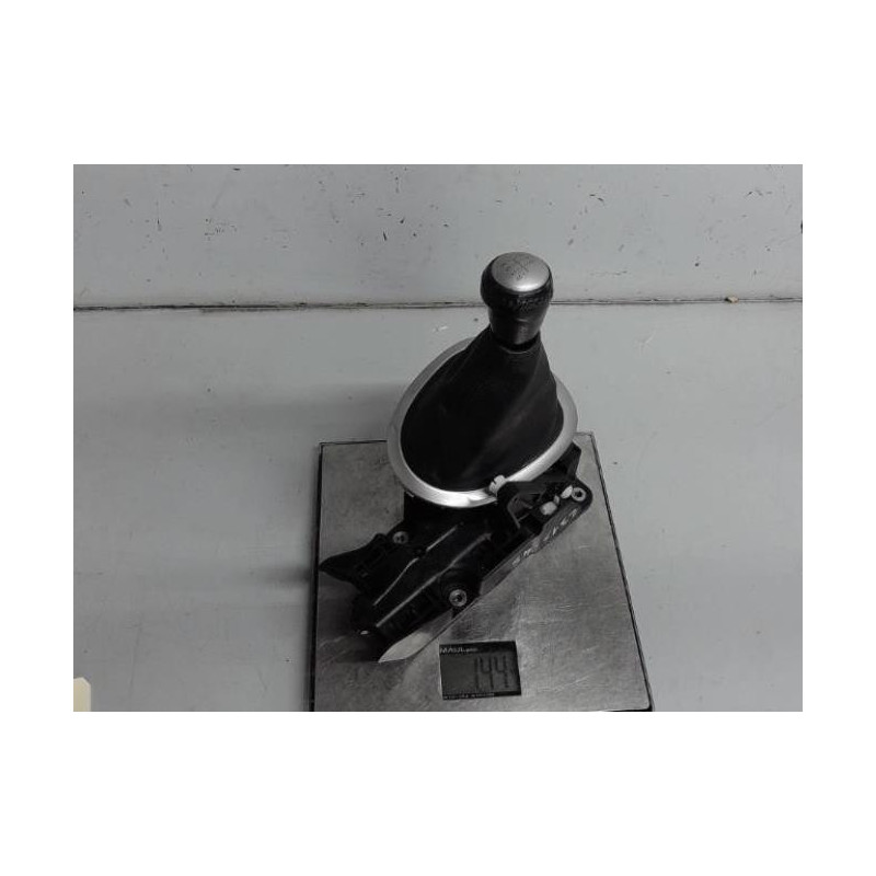 Levier de vitesses NISSAN JUKE 1