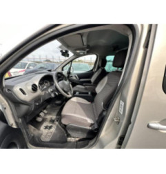 Attache ceinture arriere droit PEUGEOT PARTNER 2 Photo n°15