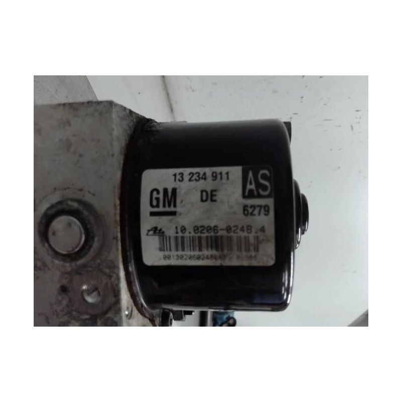 Bloc ABS (freins anti-blocage) OPEL ZAFIRA B