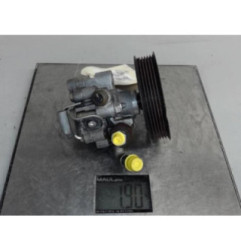 Pompe de direction TOYOTA COROLLA VERSO 2 Photo n°3