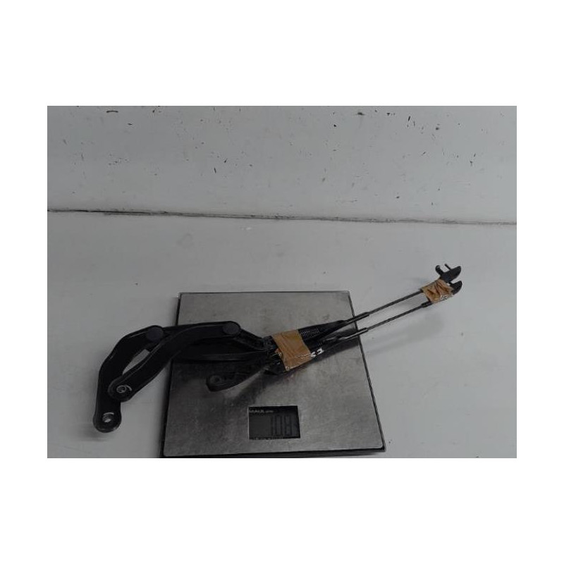 Bras essuie glace avant MERCEDES CLASSE E 211