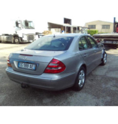 Autoradio d'origine MERCEDES CLASSE E 211 Photo n°6