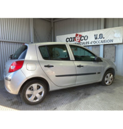 Capot RENAULT CLIO 3 Photo n°11