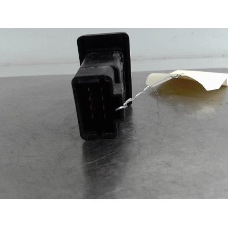 Bouton de warning DACIA LOGAN 1