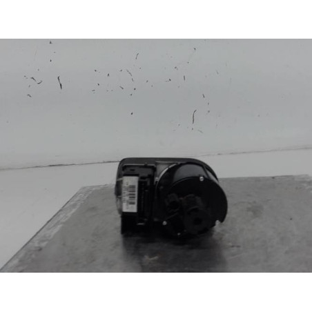 Commande de phare AUDI Q3 1
