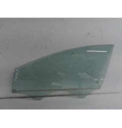 Vitre avant gauche FORD FOCUS 3 Photo n°1