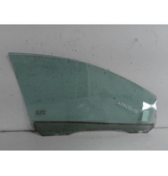 Vitre avant gauche FORD FOCUS 2
