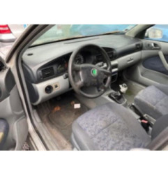 Serrure avant gauche SKODA OCTAVIA 1 Photo n°5