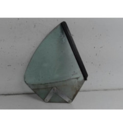 Vitre arriere droit PEUGEOT 206 Photo n°1