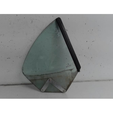 Vitre arriere droit PEUGEOT 206 Photo n°1