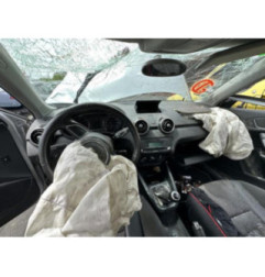 Trappe d'essence AUDI A1 1 Photo n°7