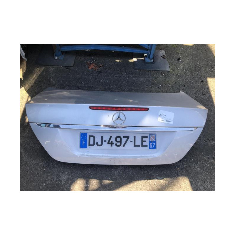 Malle/Hayon arriere MERCEDES CLASSE E 211