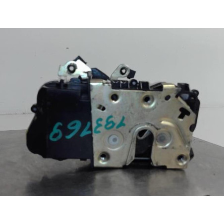 Serrure avant droit PEUGEOT 406