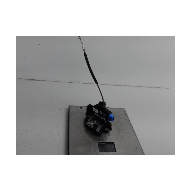 Serrure avant droit SKODA FABIA 2