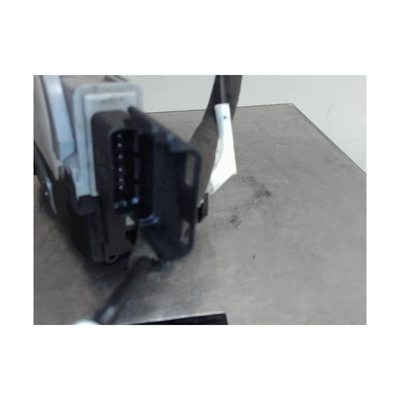 Serrure arriere gauche PEUGEOT 3008 1