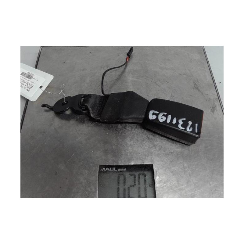 Attache ceinture arriere centrale BMW SERIE 5 F10