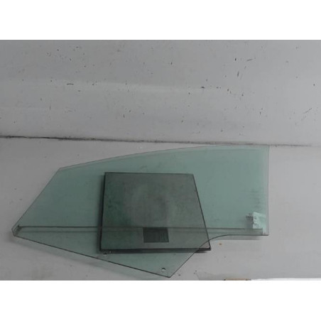 Vitre avant droit PEUGEOT 3008 1