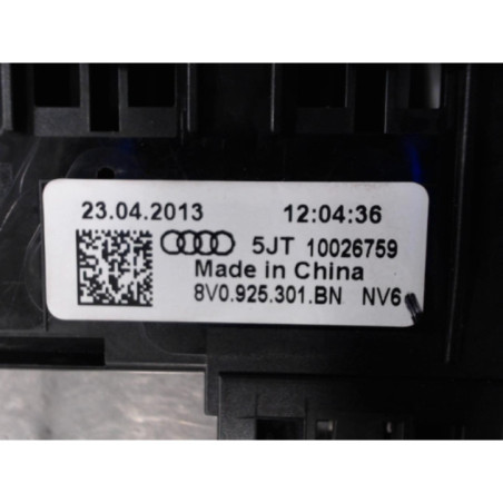 Bouton de warning AUDI A3 3 Photo n°1