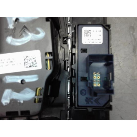 Commande GPS PEUGEOT 508 1 SW Photo n°1