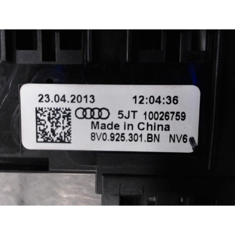 Bouton de warning AUDI A3 3