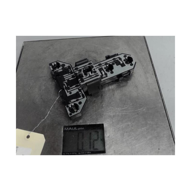 Platine feu arriere droit VOLKSWAGEN GOLF 4