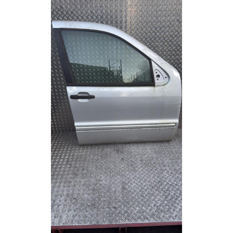 Porte avant droit MERCEDES CLASSE M 163
