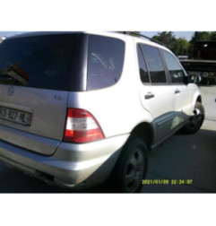 Porte avant droit MERCEDES CLASSE M 163 Photo n°5