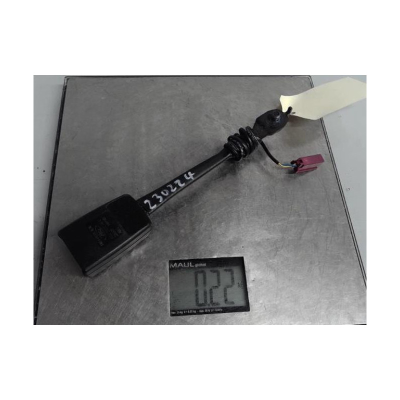 Attache ceinture avant droit FORD FOCUS 3