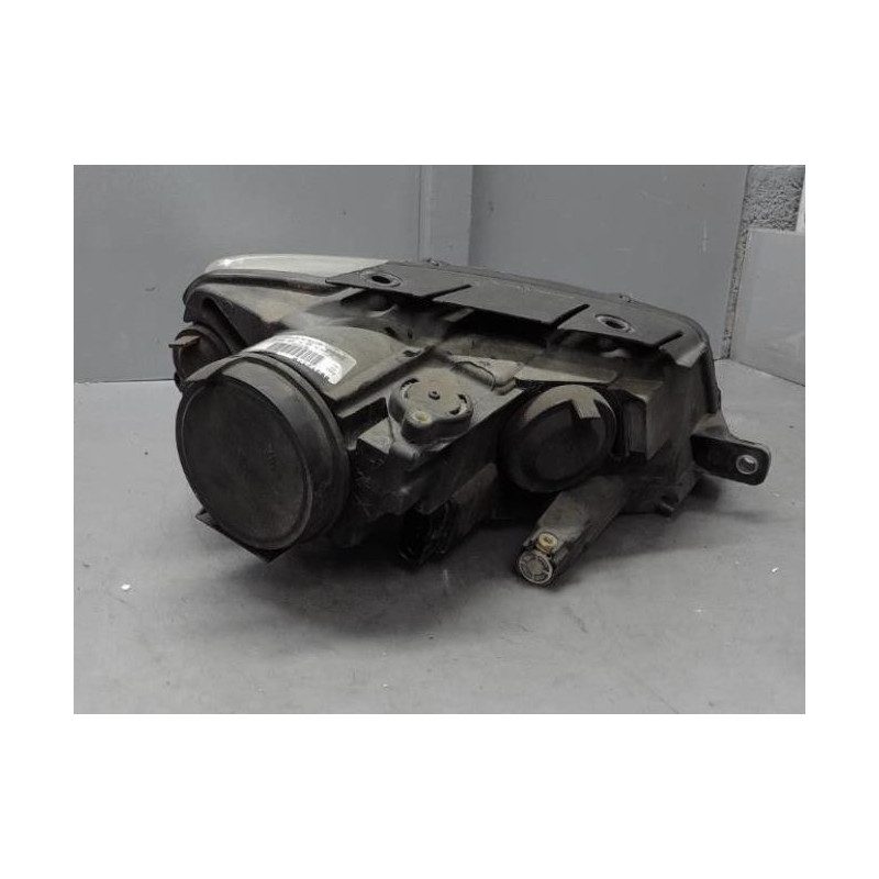 Optique avant principal gauche (feux)(phare) VOLKSWAGEN PASSAT 5