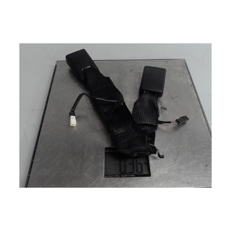 Attache ceinture arriere droit BMW SERIE 1 F21