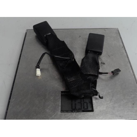 Attache ceinture arriere droit BMW SERIE 1 F21 Photo n°1